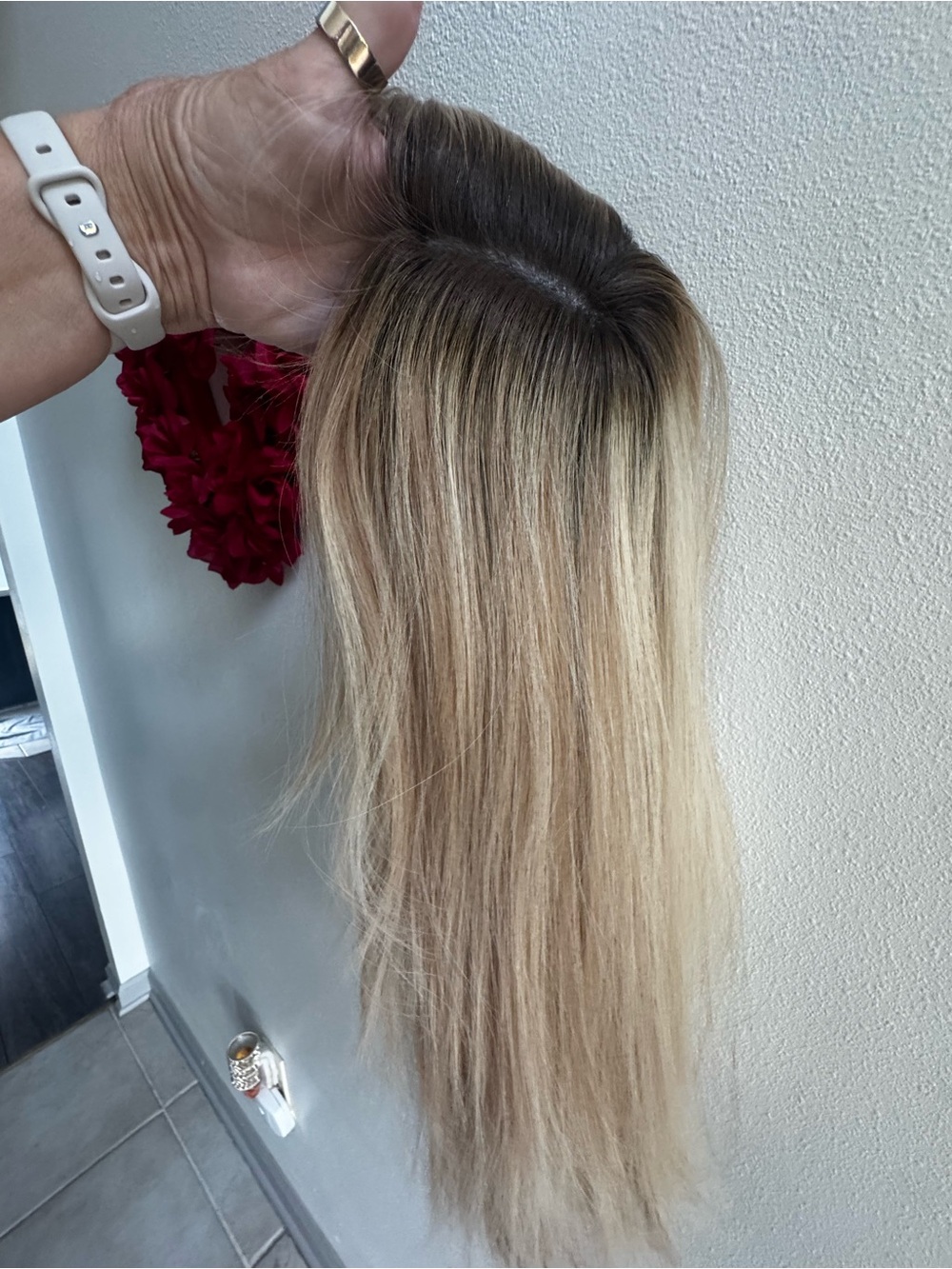 Madison Hair Topper 22" 9"x9" Silk Top Blonde Rooted High-End Topper **NEW PICS* - Picture 13 of 14
